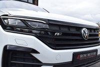 USED 2021 03 VOLKSWAGEN TOUAREG 3.0 V6 BLACK EDITION TDI 5d 228 BHP HEADS UP / DYNAUDIO / 1 OWNER