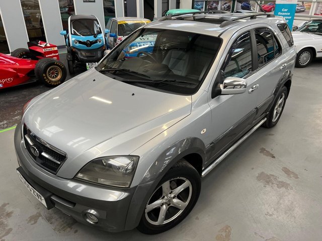 View our KIA SORENTO