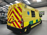 USED 2015 15 RENAULT TRUCKS MASTER 2.3L 125.35 L3H2 0d 125 BHP AMBULANCE