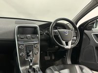 USED 2015 65 VOLVO XC60 2.0 D4 SE NAV 5d 188 BHP 40951 Miles High Gloss Black, Black Leather Interior,