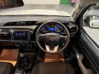 USED 2017 17 TOYOTA HI-LUX 2.4L ACTIVE 4WD D-4D DCB 0d 148 BHP 2 Owners, Excellent Value
