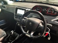 USED 2018 67 PEUGEOT 2008 1.6 BlueHDi 100 GT Line 5dr 