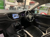 USED 2018 18 VOLKSWAGEN T-ROC 1.5L SEL TSI EVO 5d 148 BHP 1 Lady Owner, LED Headlights