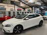 USED 2018 68 VOLVO V40 2.0L T2 R-DESIGN NAV PLUS 5d 121 BHP 1 Previous Owner, Nav, Camera
