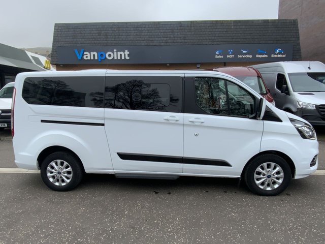 2020 Ford Tourneo Custom 2L 320 Zetec Lecoblue 4dr - Photo 9