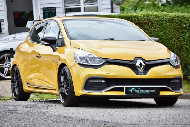 2015 15 Renault Clio 1.6 RENAULTSPORT CUP 5d 200 BHP (TROPHY SPECIFICATION)