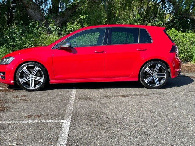 View our VOLKSWAGEN GOLF