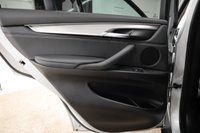 USED 2016 65 BMW X5 2.0 XDRIVE40E SE 5d 242 BHP IN FABULOUS GLACIER SILVER WITH BLACK DAKOTA LEATHER INTERIOR WITH FACTORY EXTRAS OF PANORAMIC SUNROOF, SUN PROTECTION GLAZING, REVERSING ASSIST CAMERA & SURROUND VIEW