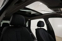 USED 2016 65 BMW X5 2.0 XDRIVE40E SE 5d 242 BHP IN FABULOUS GLACIER SILVER WITH BLACK DAKOTA LEATHER INTERIOR WITH FACTORY EXTRAS OF PANORAMIC SUNROOF, SUN PROTECTION GLAZING, REVERSING ASSIST CAMERA & SURROUND VIEW