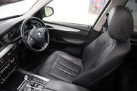 USED 2016 65 BMW X5 2.0 XDRIVE40E SE 5d 242 BHP IN FABULOUS GLACIER SILVER WITH BLACK DAKOTA LEATHER INTERIOR WITH FACTORY EXTRAS OF PANORAMIC SUNROOF, SUN PROTECTION GLAZING, REVERSING ASSIST CAMERA & SURROUND VIEW