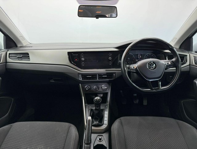 2021 VOLKSWAGEN POLO - Photo 11