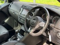 USED 2013 13 VOLKSWAGEN TIGUAN 2.0 R LINE TDI BLUEMOTION TECH 4MOTION DSG 5d 139 BHP 