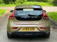 USED 2012 62 VOLVO V40 1.6 T3 SE 5d 148 BHP 