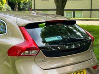 USED 2012 62 VOLVO V40 1.6 T3 SE 5d 148 BHP 