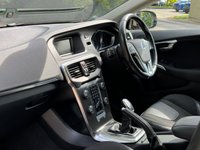 USED 2012 62 VOLVO V40 1.6 T3 SE 5d 148 BHP 