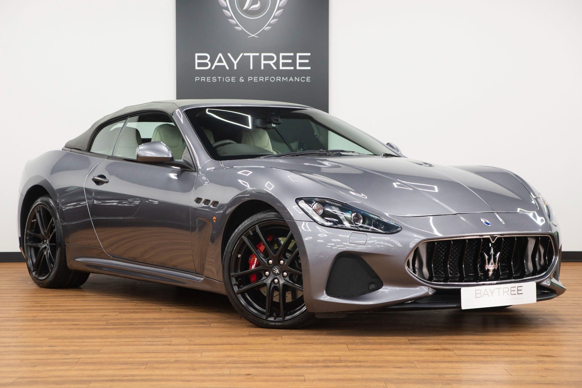 USED 2017 MASERATI GRANCABRIO 4.7 GRANCABRIO MC 