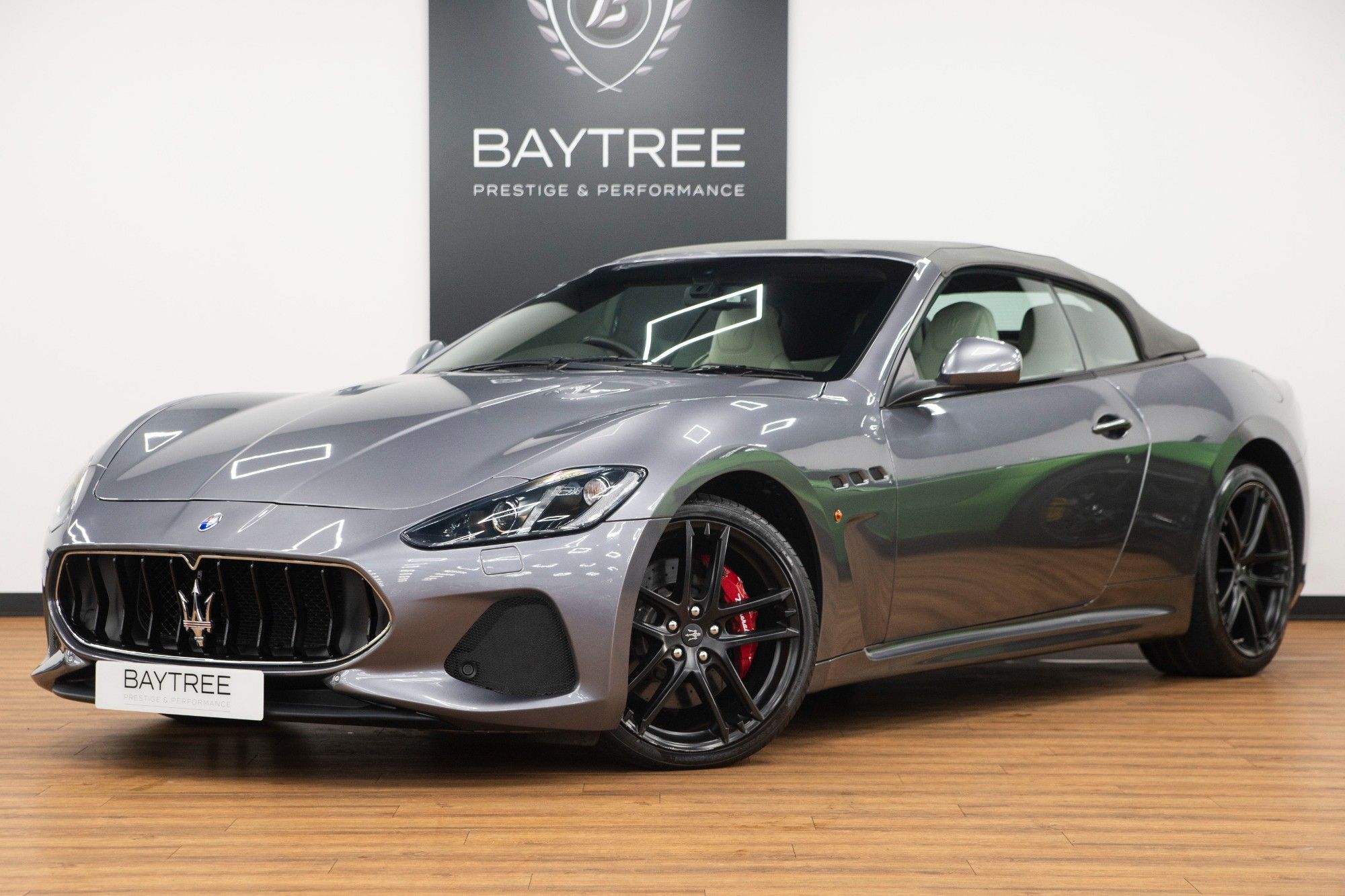 USED 2017 MASERATI GRANCABRIO 4.7 GRANCABRIO MC 