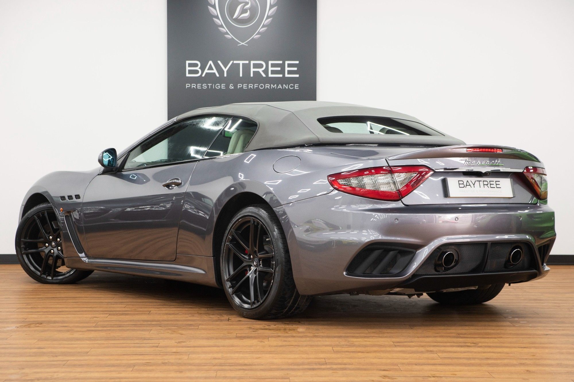 USED 2017 MASERATI GRANCABRIO 4.7 GRANCABRIO MC 