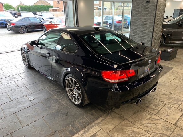 USED 2009 V BMW M3 4.0 M3 2d 414 BHP STUNNING EXAMPLE