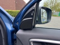 USED 2016 16 VOLVO XC60 2.0 D4 R-DESIGN LUX NAV 5d 188 BHP 