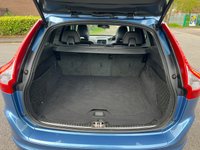USED 2016 16 VOLVO XC60 2.0 D4 R-DESIGN LUX NAV 5d 188 BHP 