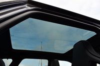 USED 2011 61 LAND ROVER RANGE ROVER EVOQUE 2.2 SD4 DYNAMIC LUX 5 DOOR AUTO 190 BHP Very High Specification