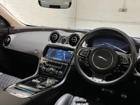 USED 2018 18 JAGUAR XJ 3.0 D V6 PORTFOLIO 4d 296 BHP 