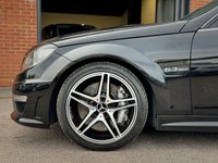 USED 2013 13 MERCEDES-BENZ C-CLASS 6.2L C63 AMG 4d AUTO 457 BHP TOTALLY ORIGINAL