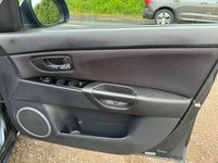 USED 2009 58 MAZDA 3 1.6 TAKARA 5d 105 BHP SERVICE HISTORY