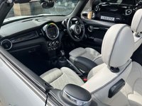 USED 2019 69 MINI CONVERTIBLE 1.5 COOPER EXCLUSIVE 2d 134 BHP White Silver | Satellite Chester