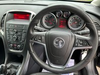 USED 2011 61 VAUXHALL ASTRA 1.6 SE 5d 113 BHP 