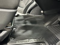 USED 2019 69 VOLKSWAGEN TRANSPORTER SHUTTLE 2.0 T32 TDI SHUTTLE SE BMT 5d 148 BHP Super Low Mileage 25679 Miles