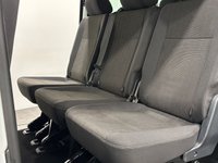 USED 2019 69 VOLKSWAGEN TRANSPORTER SHUTTLE 2.0 T32 TDI SHUTTLE SE BMT 5d 148 BHP Super Low Mileage 25679 Miles