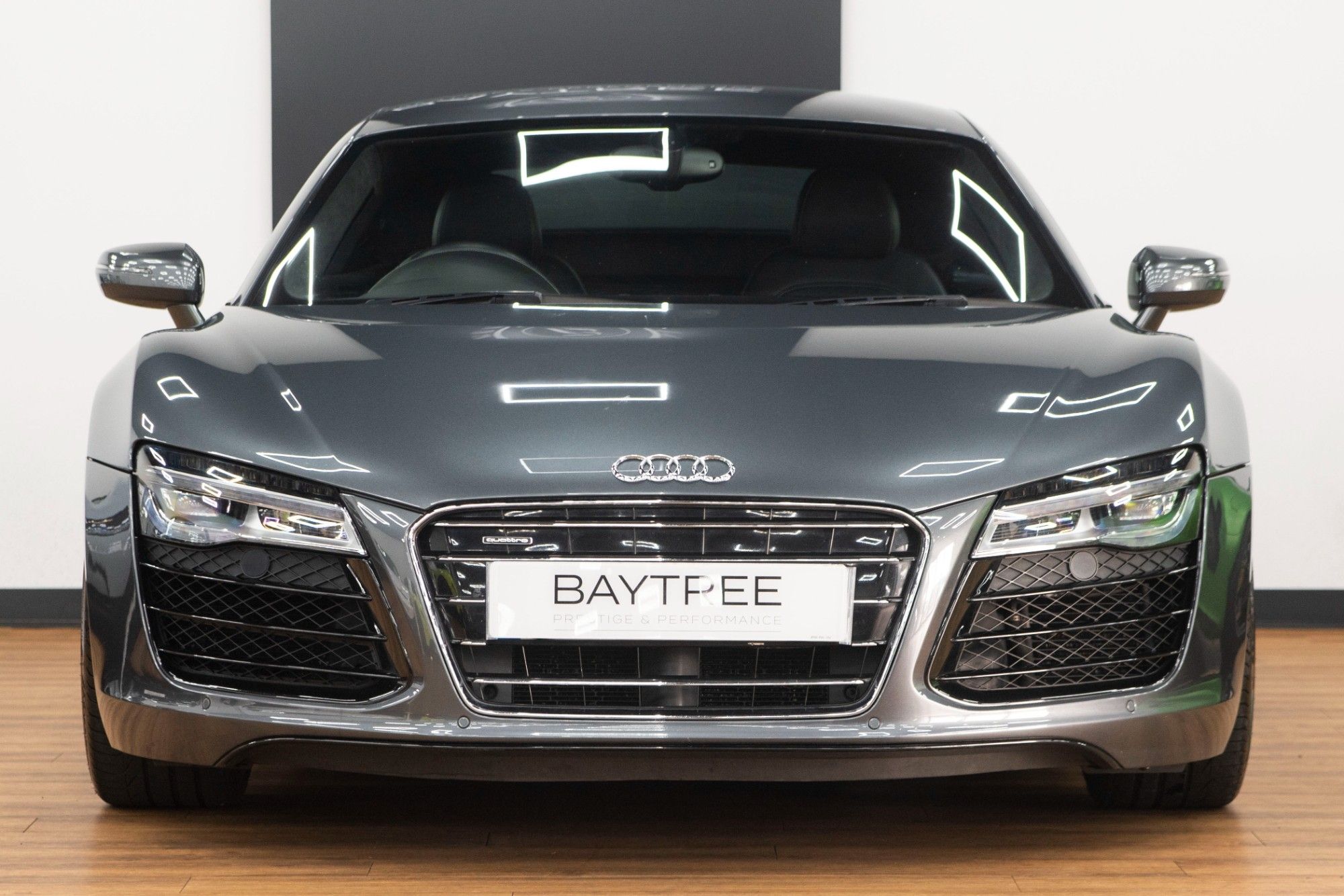 USED 2013 62 AUDI R8 5.2 V10 QUATTRO 