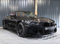 USED 2023 23 BMW M4 3.0 M4 COMPETITION M XDRIVE 2d AUTO 503 BHP ULTIMATE PACK + X DRIVE, M CARBON BUCKET SEATS, DRIVING ASSISTANT PRO PACK, M DRIVERS PACK, PARK ASSIST PRO (360 & 3D CAMERA) HARMAN KARDON SURROUND SOUND AND MORE