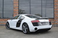 USED 2015 15 AUDI R8 5.2 V10 PLUS QUATTRO 2d 543 BHP 1 OWNER / CARBON SIDEBLADES