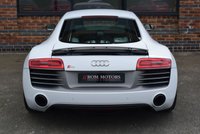 USED 2015 15 AUDI R8 5.2 V10 PLUS QUATTRO 2d 543 BHP 1 OWNER / CARBON SIDEBLADES