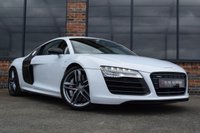 USED 2015 15 AUDI R8 5.2 V10 PLUS QUATTRO 2d 543 BHP 1 OWNER / CARBON SIDEBLADES
