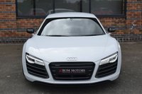 USED 2015 15 AUDI R8 5.2 V10 PLUS QUATTRO 2d 543 BHP 1 OWNER / CARBON SIDEBLADES