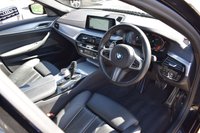USED 2020 70 BMW 5 SERIES 2.0 520D M SPORT MHEV 4d 188 BHP M SPORT PLUS / HARMAN KARDON
