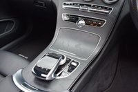 USED 2017 17 MERCEDES-BENZ C-CLASS 2.1 C 220 D AMG LINE PREMIUM 2d 168 BHP PAN ROOF / NIGHT PACK / FSH