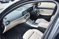 USED 2020 Y BMW 3 SERIES 2.0 330I M SPORT 4d 255 BHP M SPORT + PACK / APPLE CARPLAY