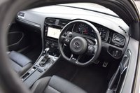 USED 2018 P VOLKSWAGEN GOLF 2.0 R TSI DSG 5d 306 BHP LEATHER / DCC / REVERSE CAMERA