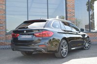 USED 2017 67 BMW 5 SERIES 3.0 540I XDRIVE M SPORT TOURING 5d 335 BHP PAN ROOF / ADAPTIVE SUSPENSION