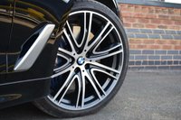 USED 2017 67 BMW 5 SERIES 3.0 540I XDRIVE M SPORT TOURING 5d 335 BHP PAN ROOF / ADAPTIVE SUSPENSION