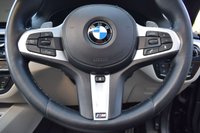 USED 2017 67 BMW 5 SERIES 3.0 540I XDRIVE M SPORT TOURING 5d 335 BHP PAN ROOF / ADAPTIVE SUSPENSION