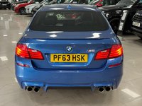 USED 2013 63 BMW M5 4.4 M5 4d 553 BHP AMAZING BMW SERVICE HISTORY + 20" ALLOYS + H/K SYS + SOFT CLOSE!