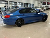 USED 2013 63 BMW M5 4.4 M5 4d 553 BHP AMAZING BMW SERVICE HISTORY + 20" ALLOYS + H/K SYS + SOFT CLOSE!