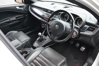 USED 2013 63 ALFA ROMEO GIULIETTA 1.4 TB MULTIAIR SPORTIVA 5d 170 BHP FSH / 18" ALLOYS / LEATHER
