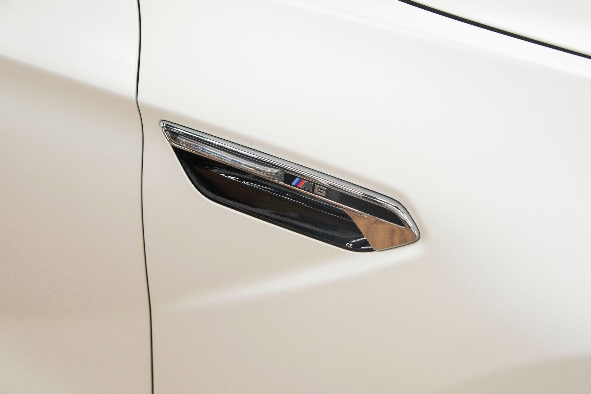 USED 2015 V BMW M6 4.4 M6 GRAN COUPE 